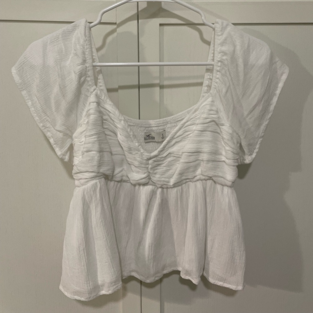 Hollister Brand New White Flowy Blouse